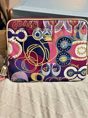 Coach Poppy Pop Graffiti Tablet Case / Tech Sleeve